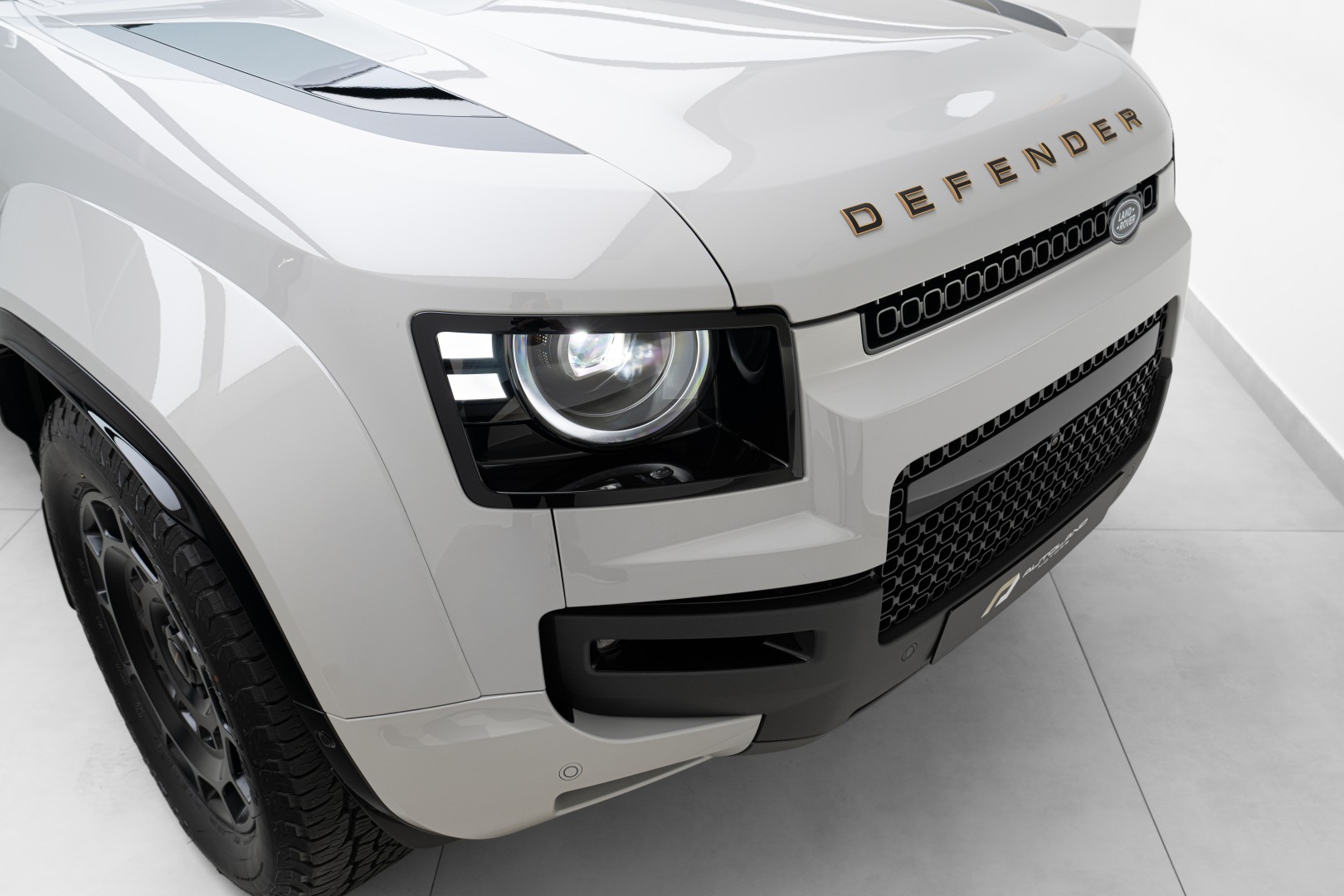 2026 LAND ROVER DEFENDER P635 OCTA GCC DEALER WARRANTY & SERVICES